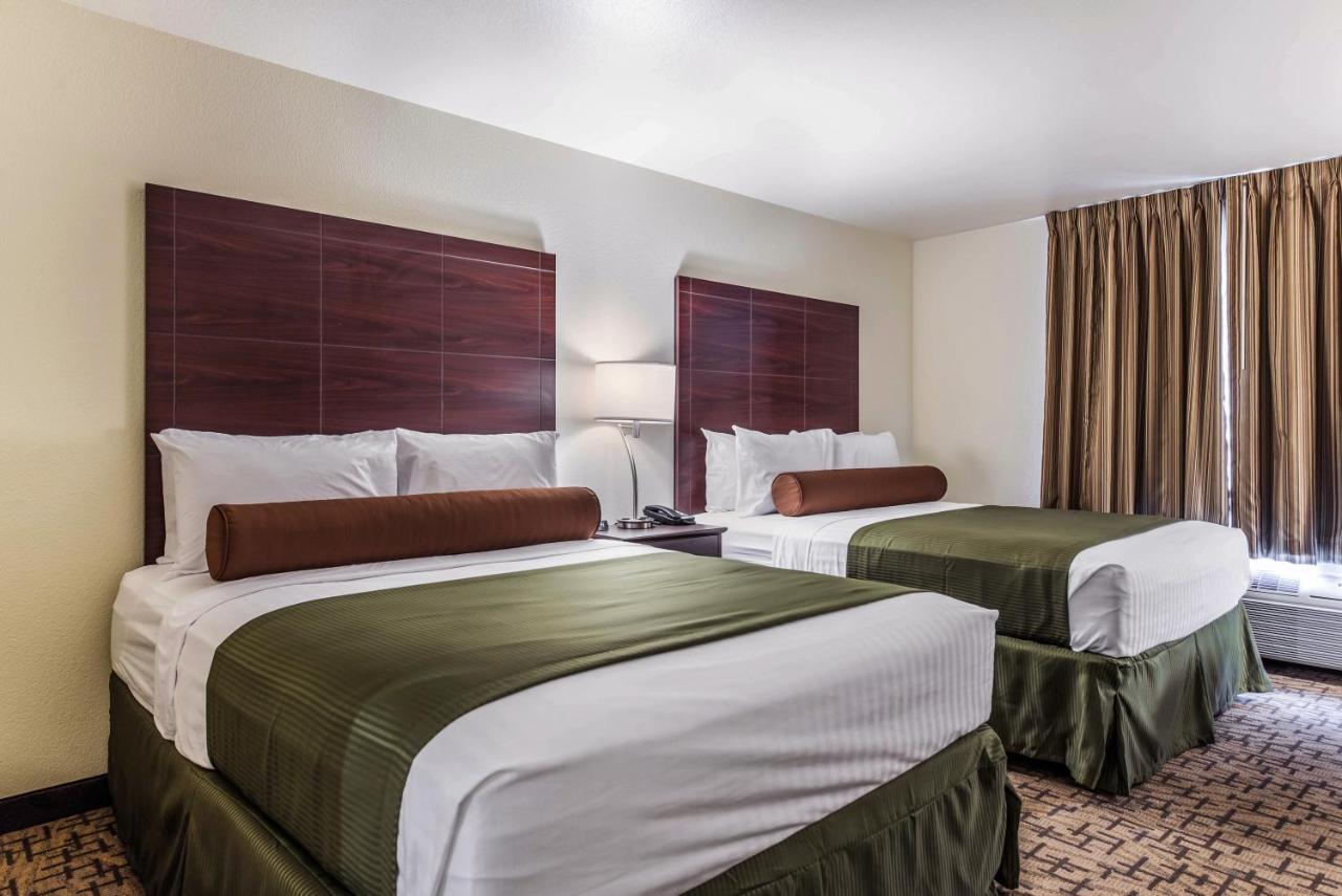 Cobblestone Hotel & Suites - Hutchinson Eksteriør bilde