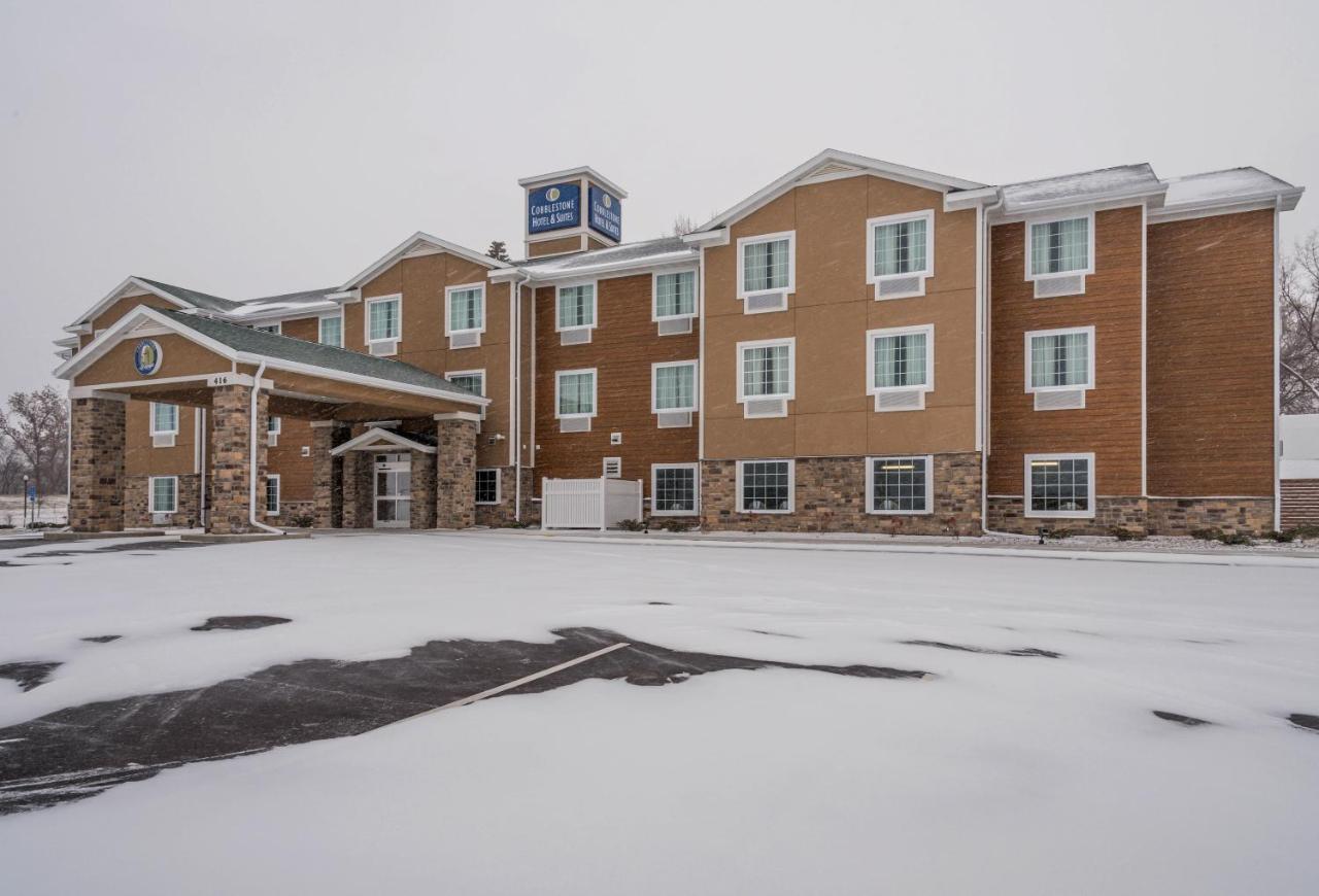 Cobblestone Hotel & Suites - Hutchinson Eksteriør bilde
