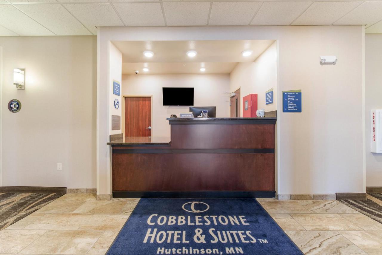 Cobblestone Hotel & Suites - Hutchinson Eksteriør bilde